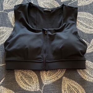 Oiselle FlyOut Front Zip Sports Bra